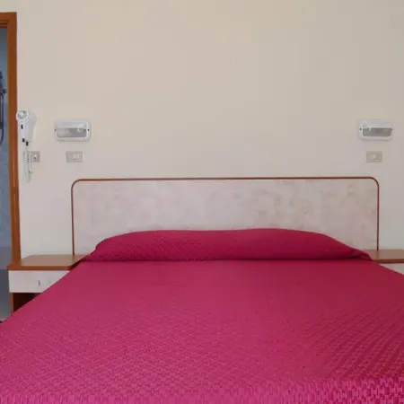 Otel Raimondi 2*